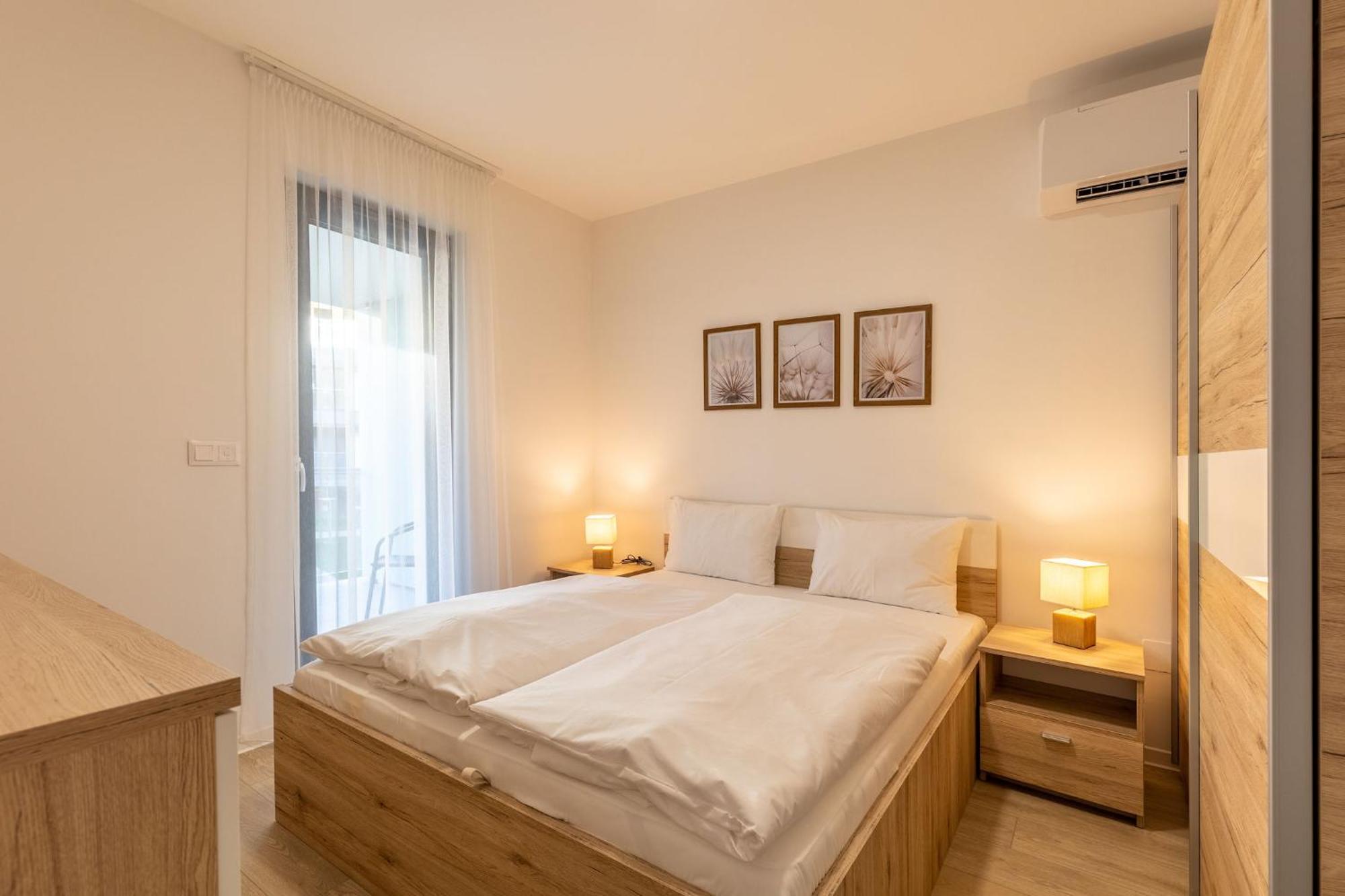 Casa Romana Apartmanok Siofok By Bltn Extérieur photo